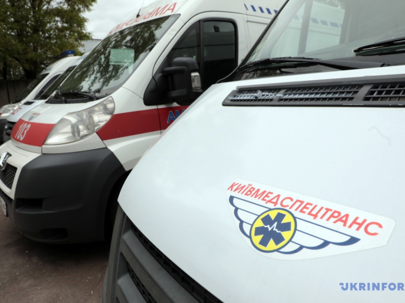 10 хвилин на порятунок життя: як працюють столичні «швидкі»